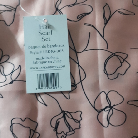 Womans silk scarves - Picture 3 of 7